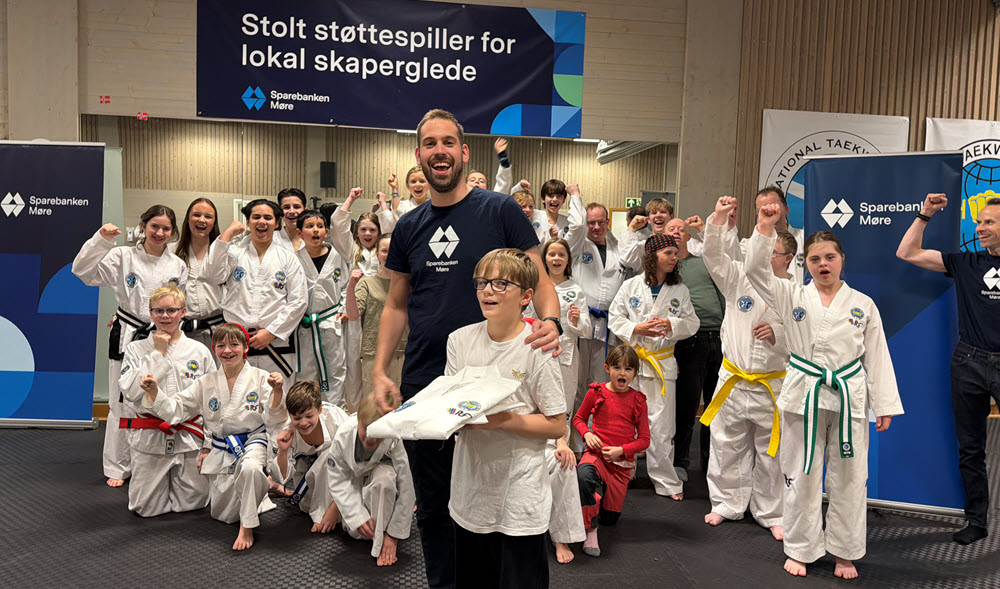 Første drakt fra sbm