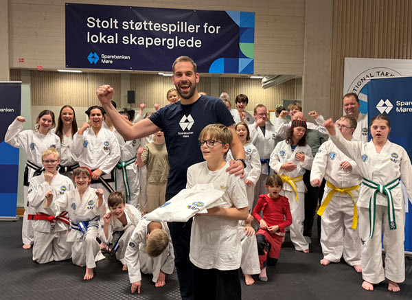 Sparebanke Møre - gir  TKD-drakt 